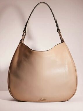 Coach Nomad Hobo
